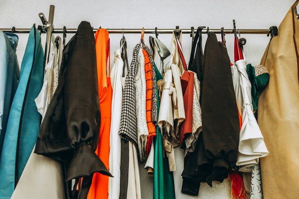 Comment organiser un atelier de fabrication de cosmétiques naturels pour débutants ?